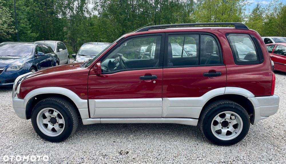 Suzuki Grand Vitara 2.0 Limited - 13