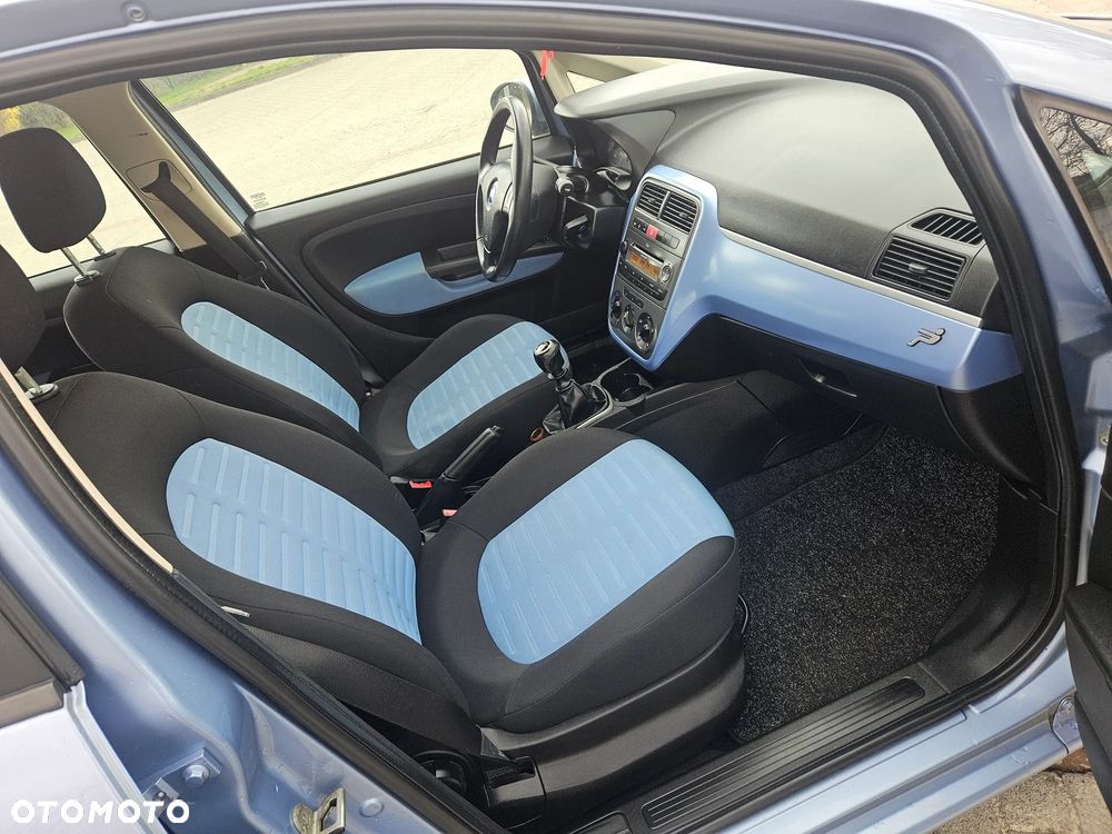 Fiat Grande Punto - 15