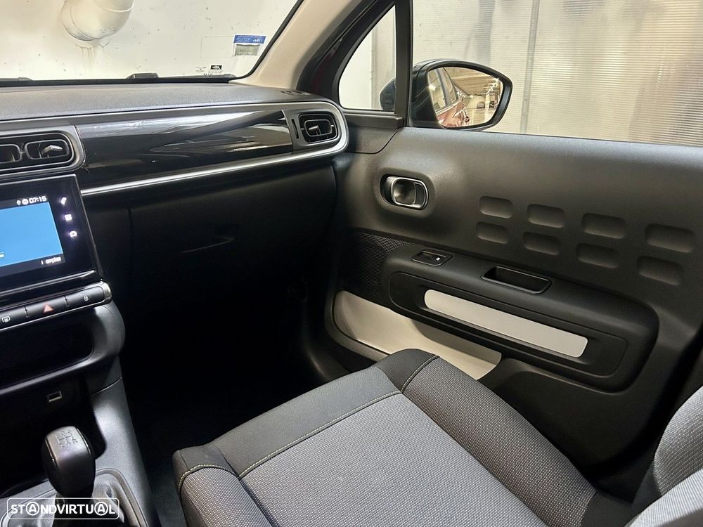 Citroën C3 1.2 PureTech Shine - 29