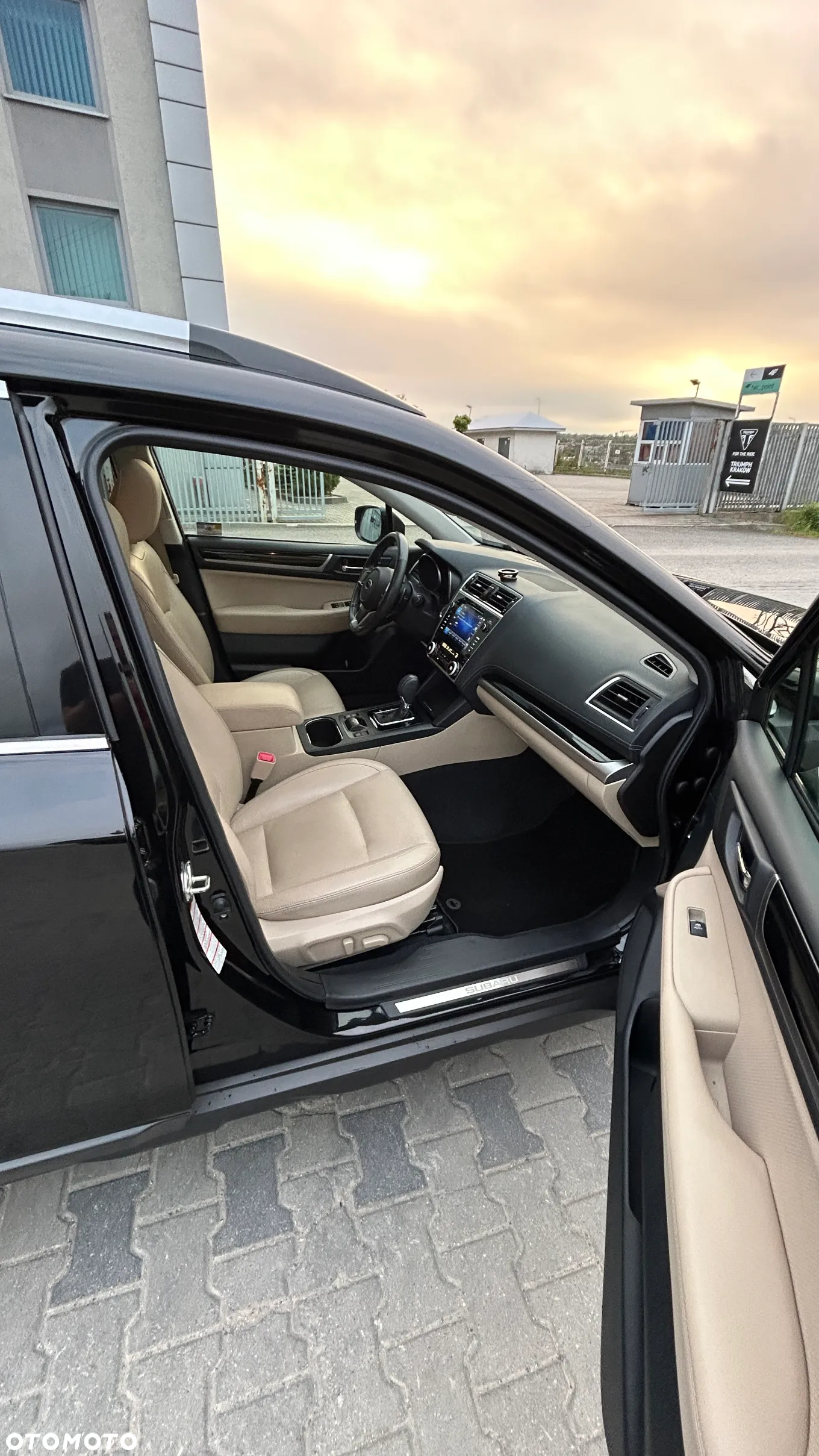 Subaru Outback 2.5i Exclusive (EyeSight) Lineartronic - 14