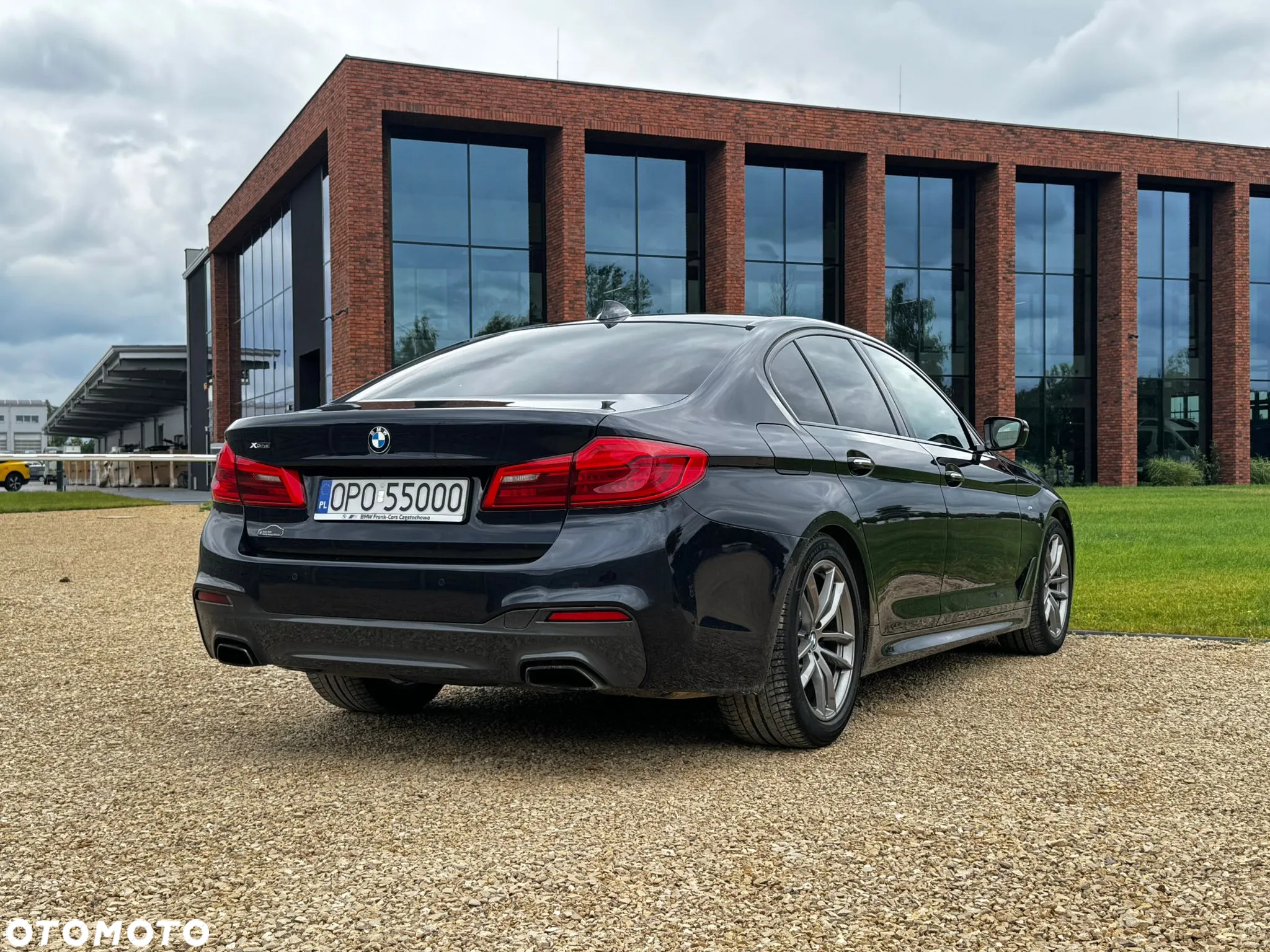 BMW Seria 5 530i xDrive M Sport sport - 2
