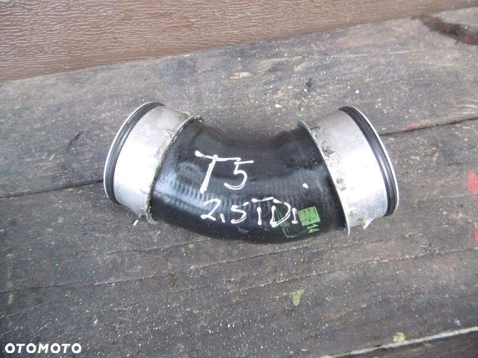 Rura przewód intercoolera VW T5 2,5 TDI 7H0145790A