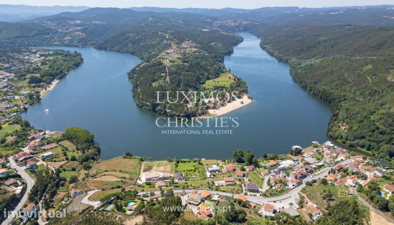 Terreno à venda com vistas para o rio Douro, Melres - Grande imagem: 2/15