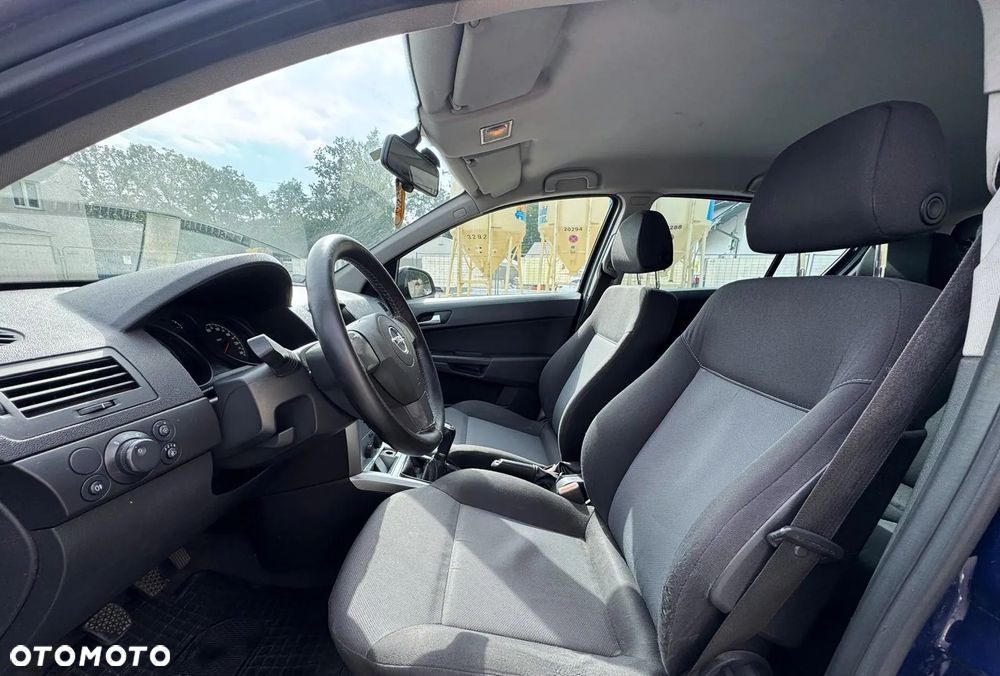 Opel Astra - 10