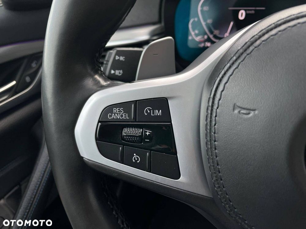 BMW Seria 5 - 24