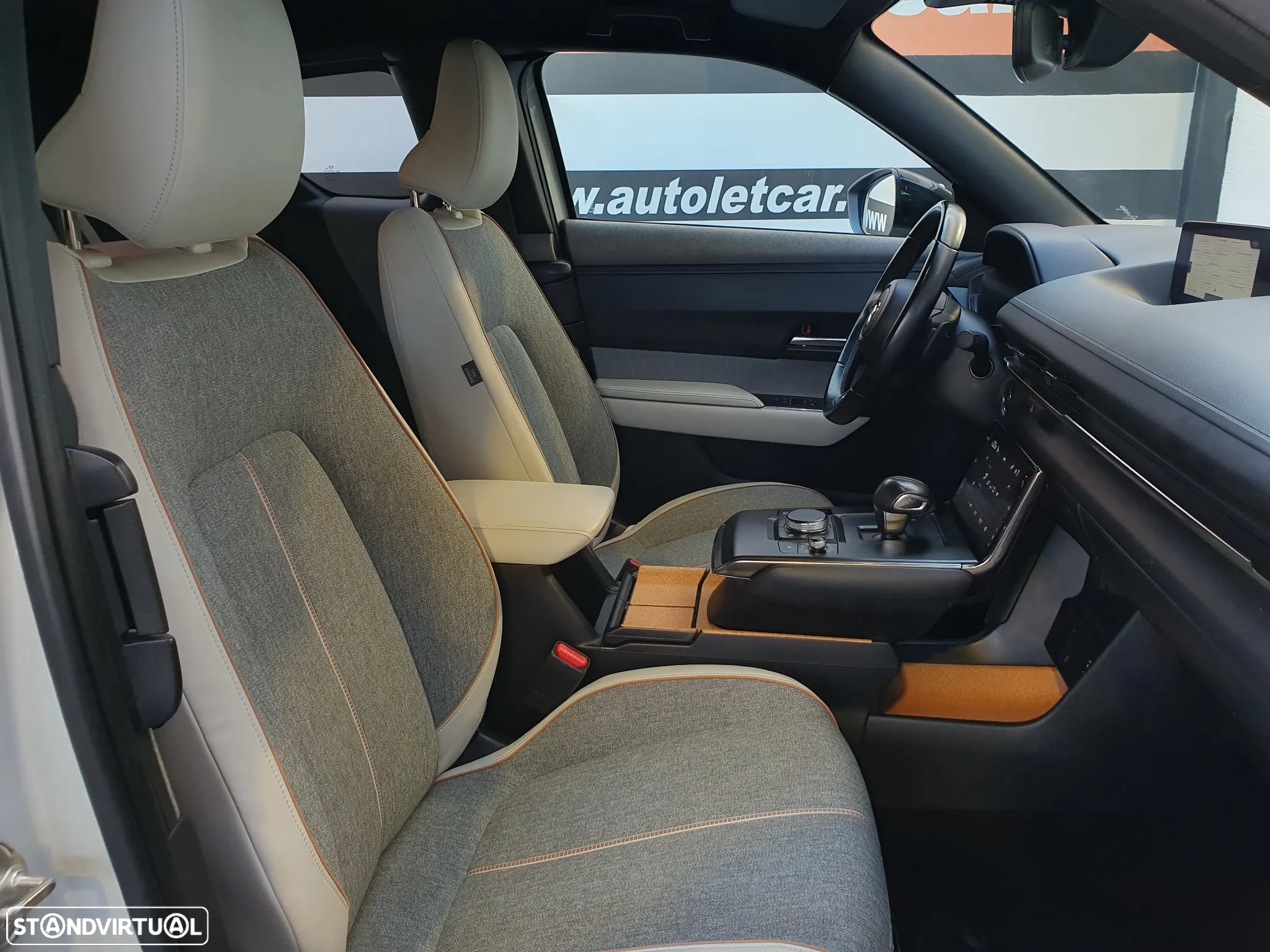 Mazda MX-30 e-Skyactiv Advantage+Modern Confidence - 4
