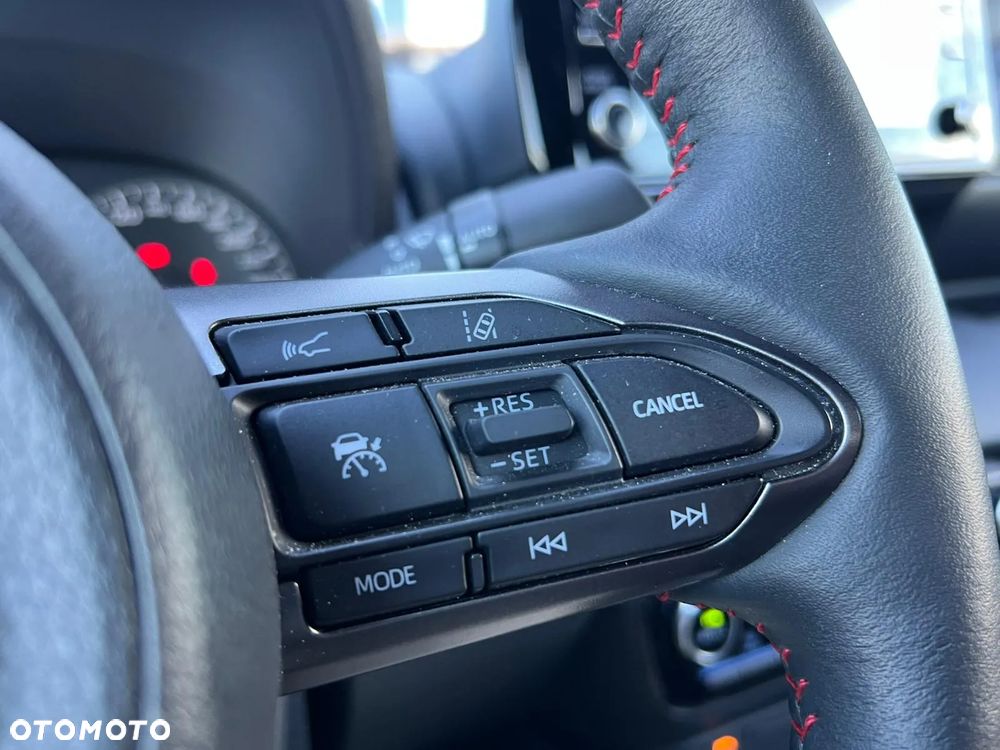 Toyota Yaris GR 1.6 Dynamic - 22