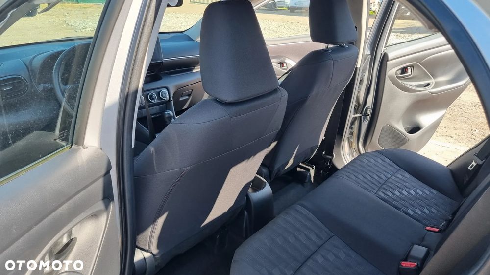 Toyota Yaris Hybrid 1.5 Comfort - 37