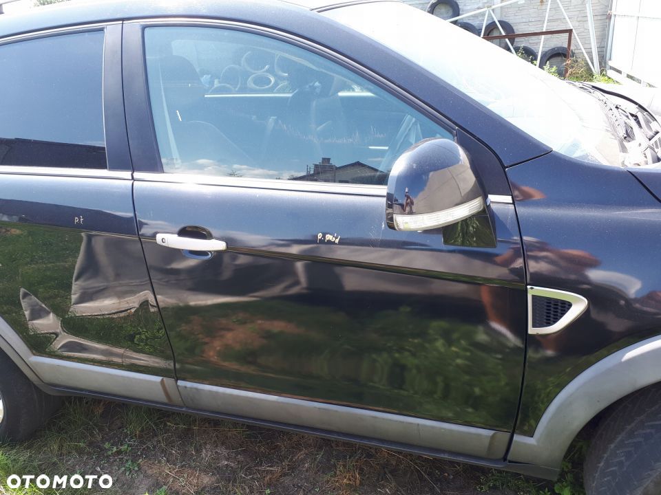 CHEVROLET CAPTIVA DRZWI PRAWY PRZOD 11R GAR - 1