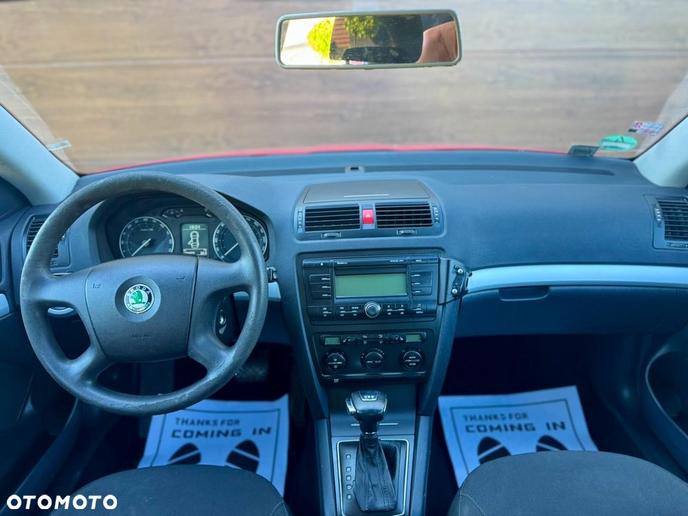 Skoda Octavia 1.9 TDI DPF DSG Elegance - 23