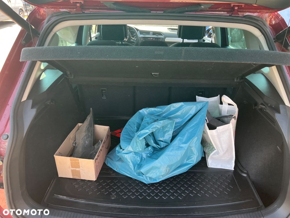 Volkswagen Tiguan - 14