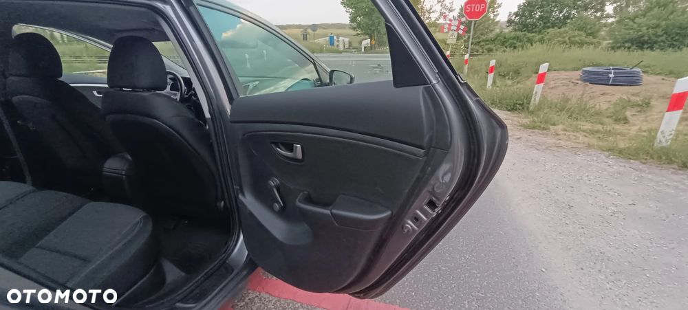 Hyundai i30 1.4 Fifa World Cup Edition - 14