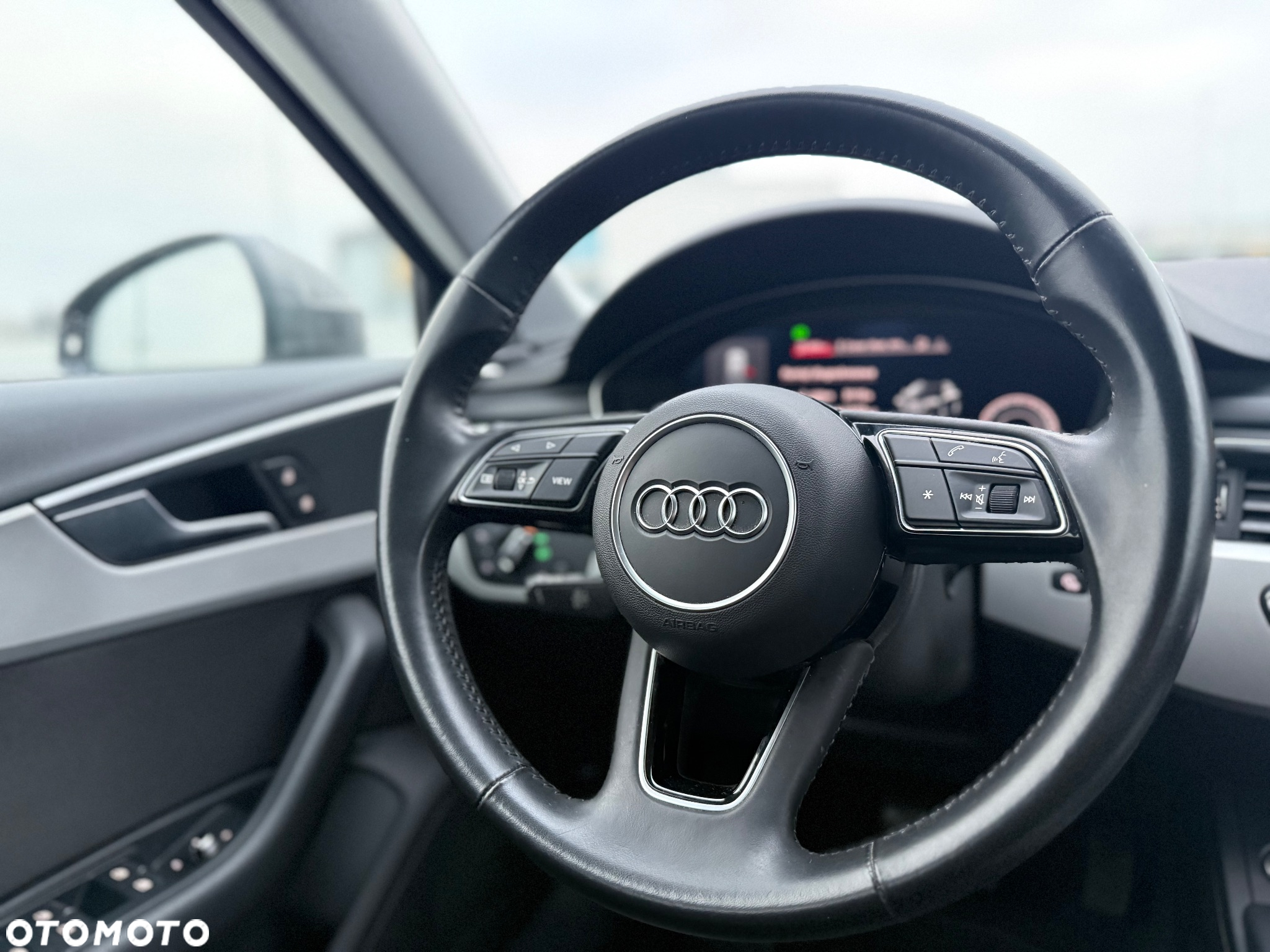 Audi A4 Avant 35 TFSI S tronic advanced - 28