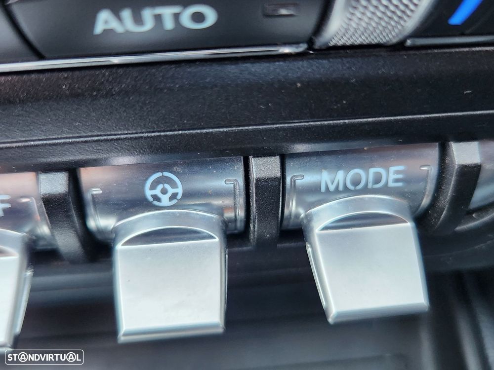 Ford Mustang 2.3i EcoBoost Aut. - 47