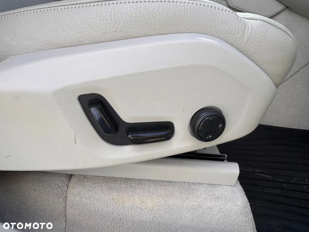 Volvo XC 90 T6 AWD Momentum 7os - 18