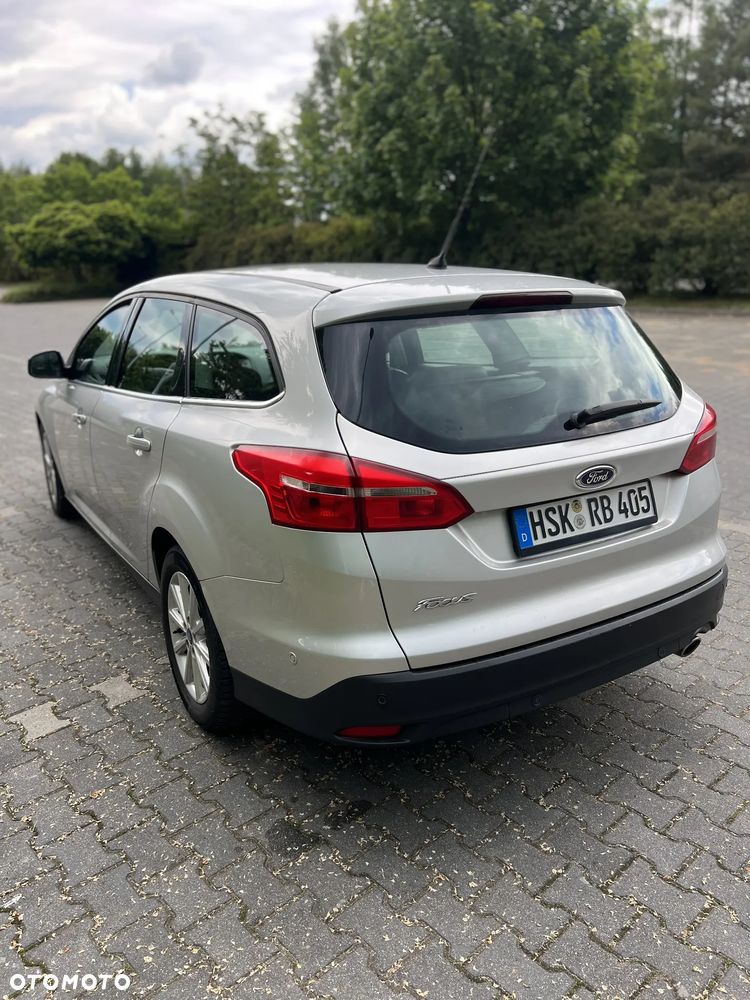 Ford Focus 2.0 TDCi Titanium ASS PowerShift - 4