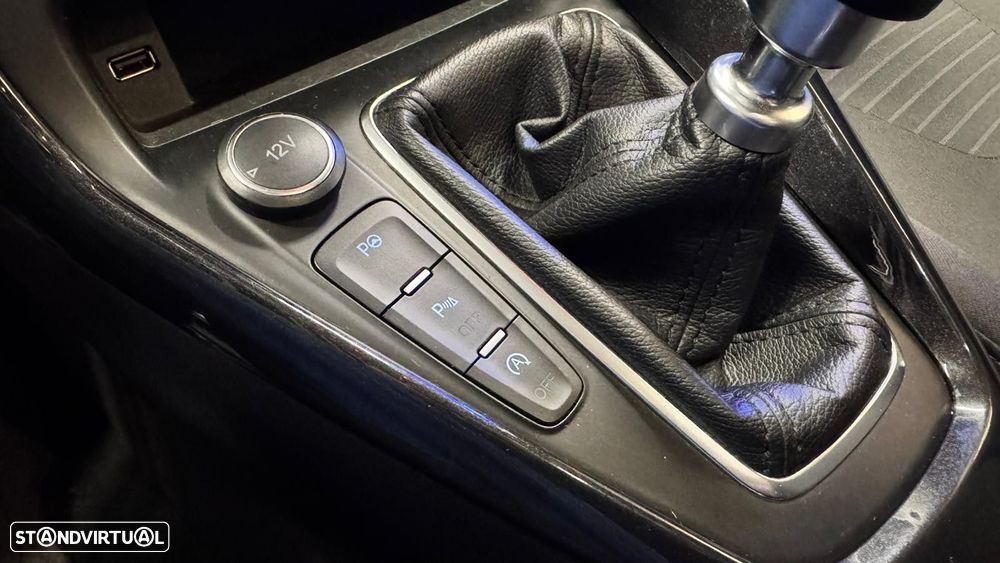 Ford Focus SW 1.5 TDCi Titanium - 9