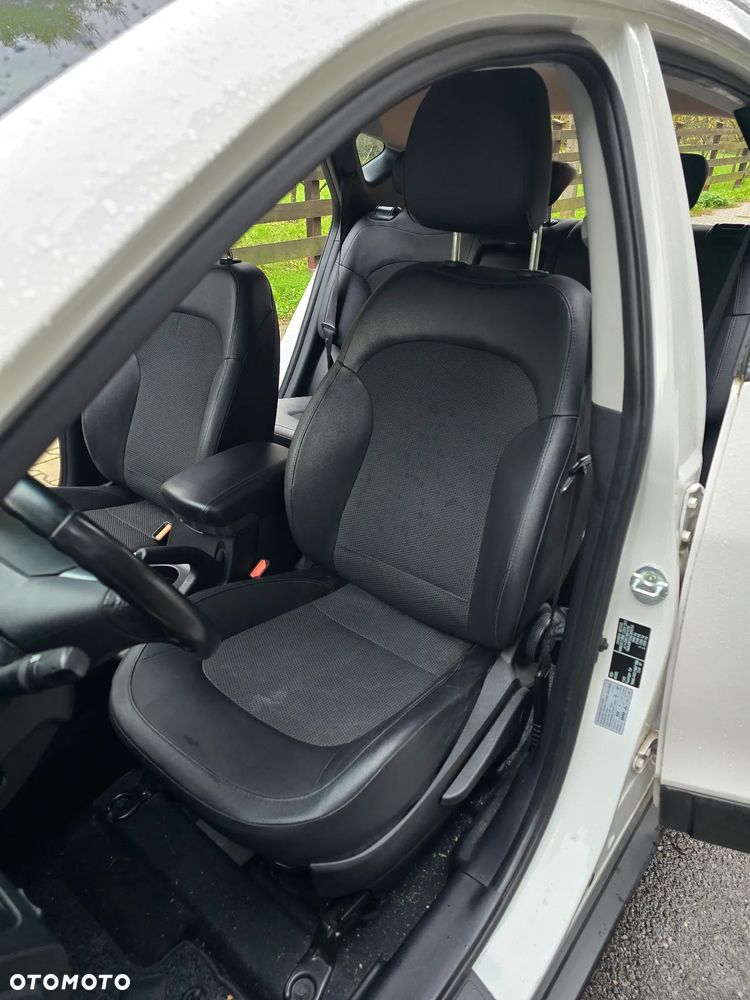 Hyundai ix35 1.7 CRDi Premium 2WD - 20