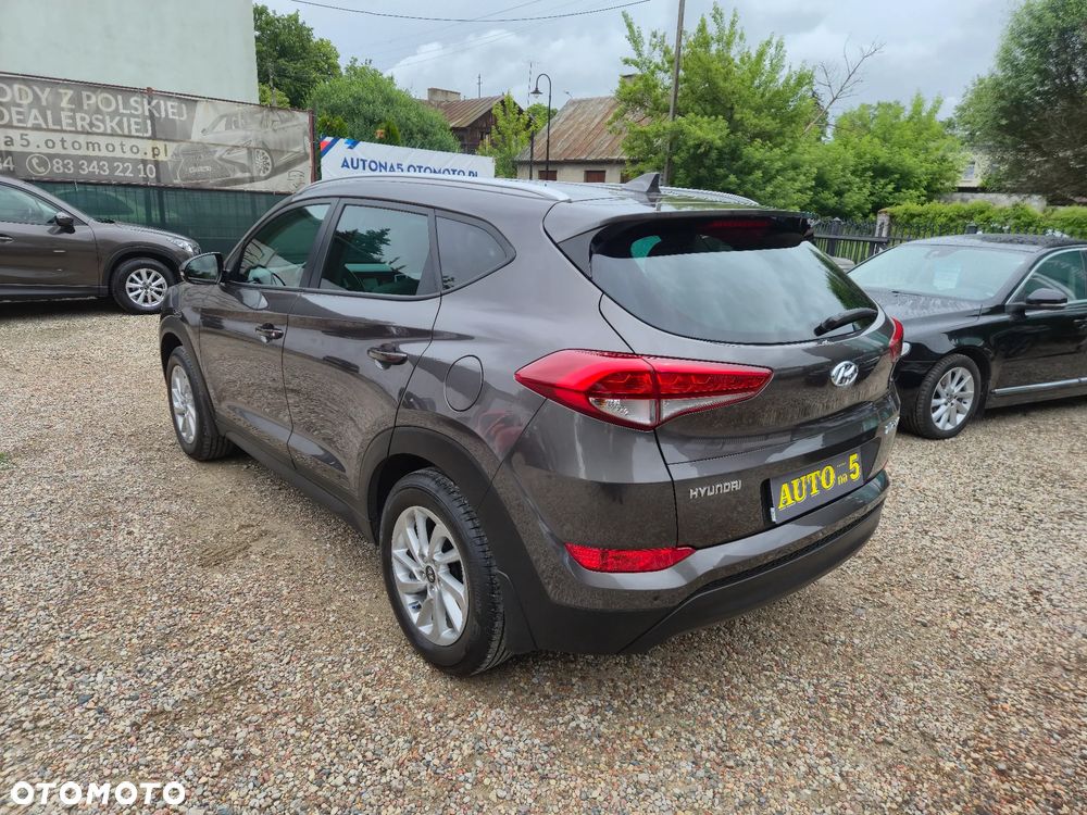 Hyundai Tucson 1.7 CRDI BlueDrive Style 2WD - 13