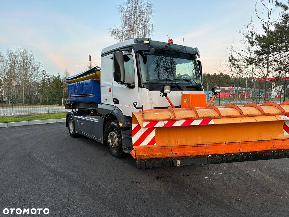 Mercedes-Benz Actros - 7