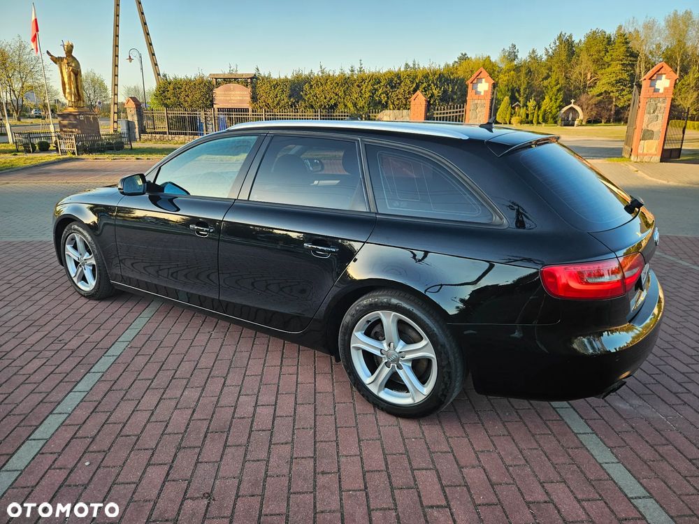 Audi A4 Avant 2.0 TDI DPF multitronic S line Sportpaket - 13