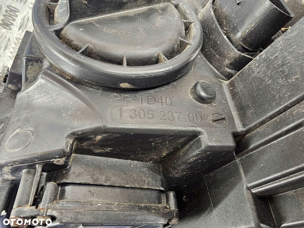 lampa bi-xenon prawy przód prawa przednia skoda octavia iii uk 5e2941016b - 7