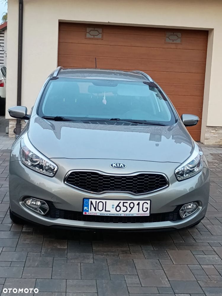 Kia Ceed - 1