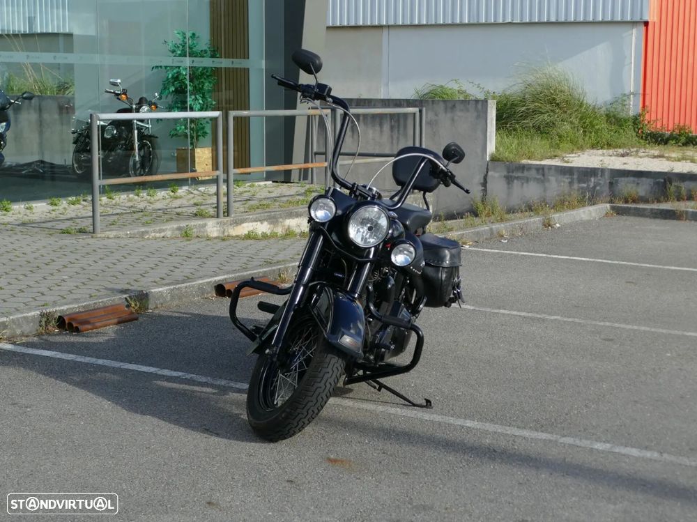 Harley-Davidson FLST - 2