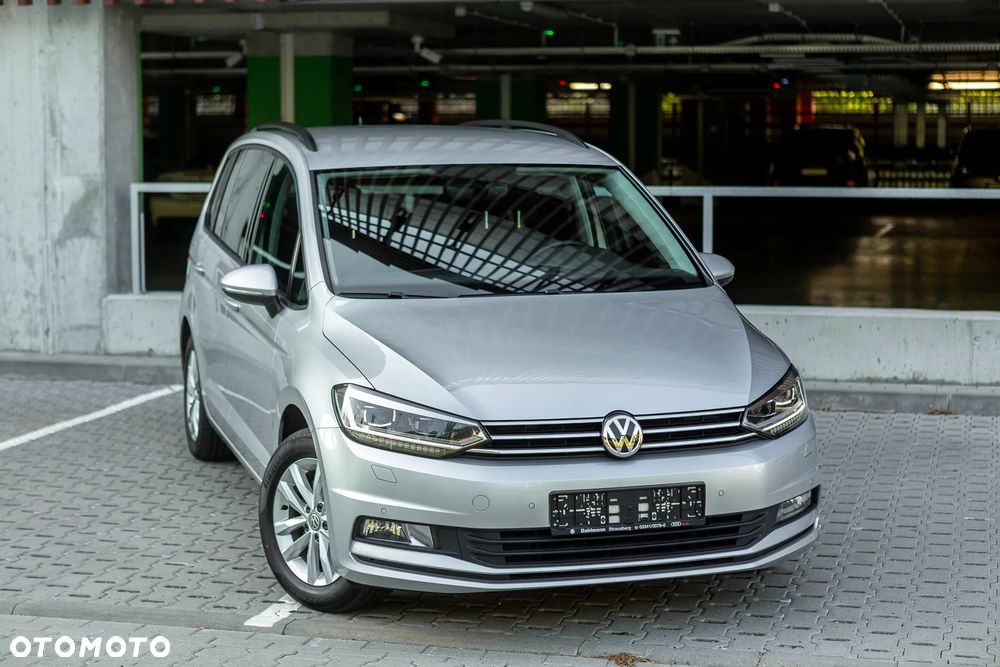 Volkswagen Touran - 6