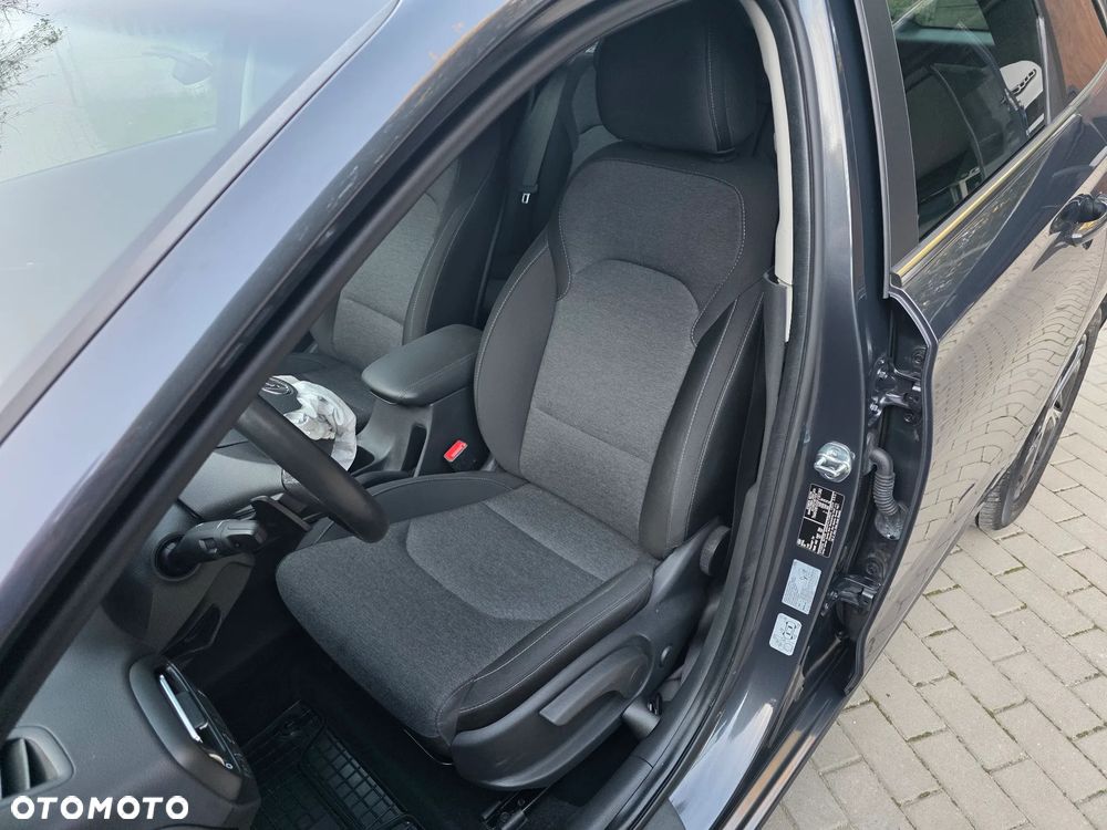 Hyundai i30 - 23