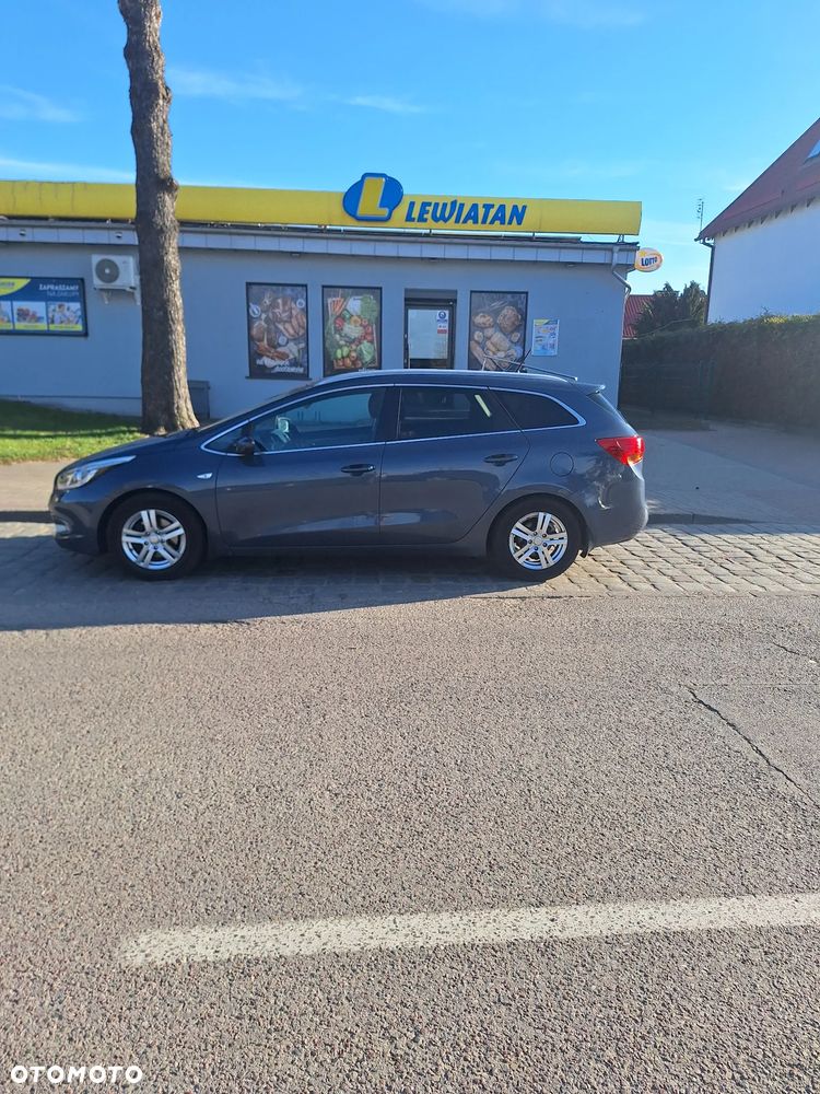 Kia Ceed 1.6 GDI Business Line - 10