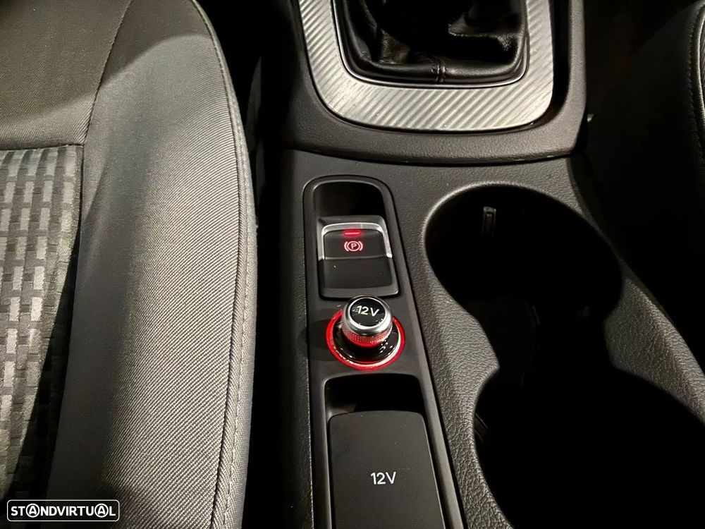 Audi Q3 2.0 TDI Sport - 16