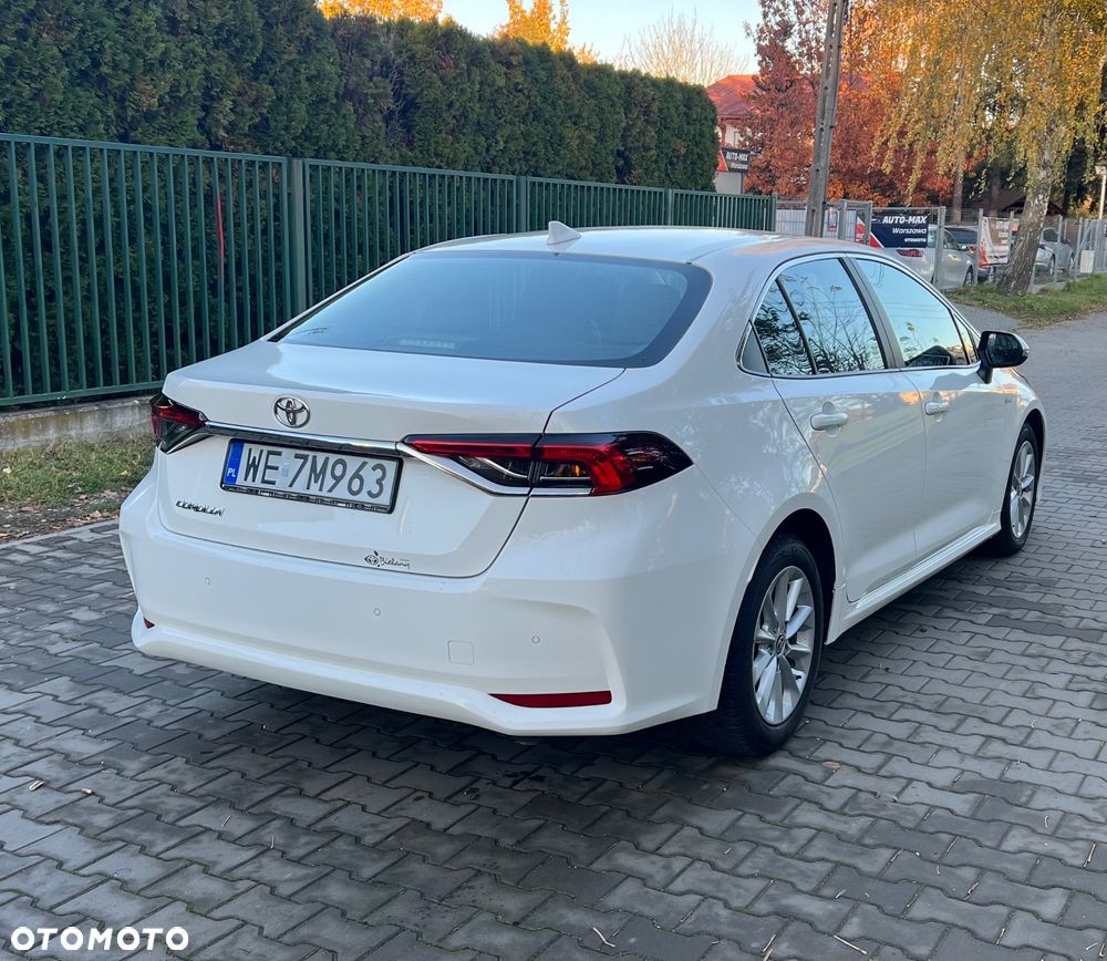 Toyota Corolla - 32
