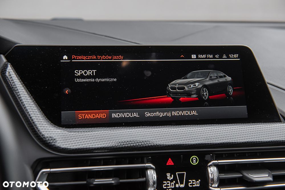 BMW Seria 2 218i - 29