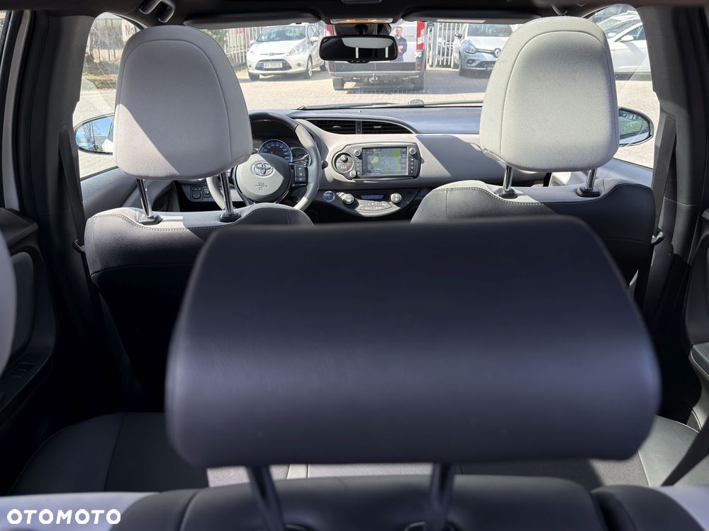 Toyota Yaris 1.5 VVT-i Selection - 16