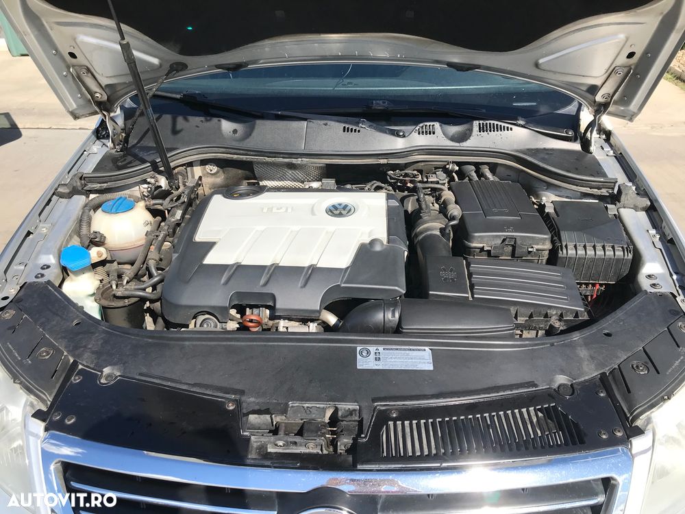 Volkswagen Passat 2.0 TDI Comfortline DPF - 6