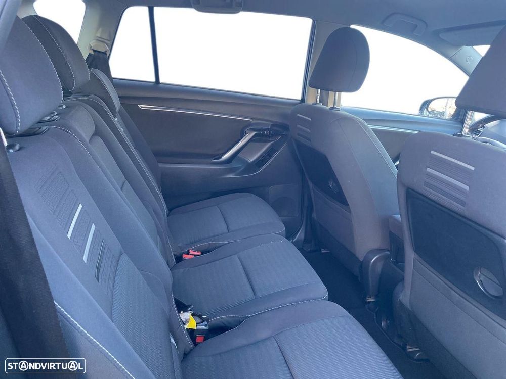 Toyota Verso 1.6 D-4D Comfort - 9