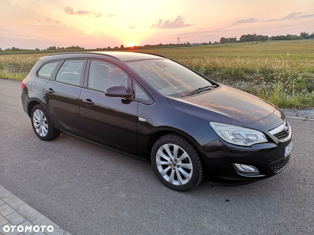Opel Astra 1.4 Turbo - 1