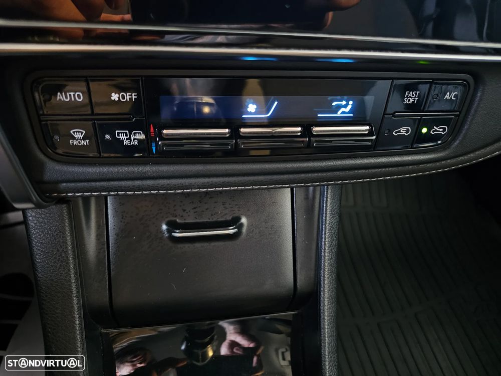 Toyota Auris 1.6 D-4D Comfort+Navi - 20