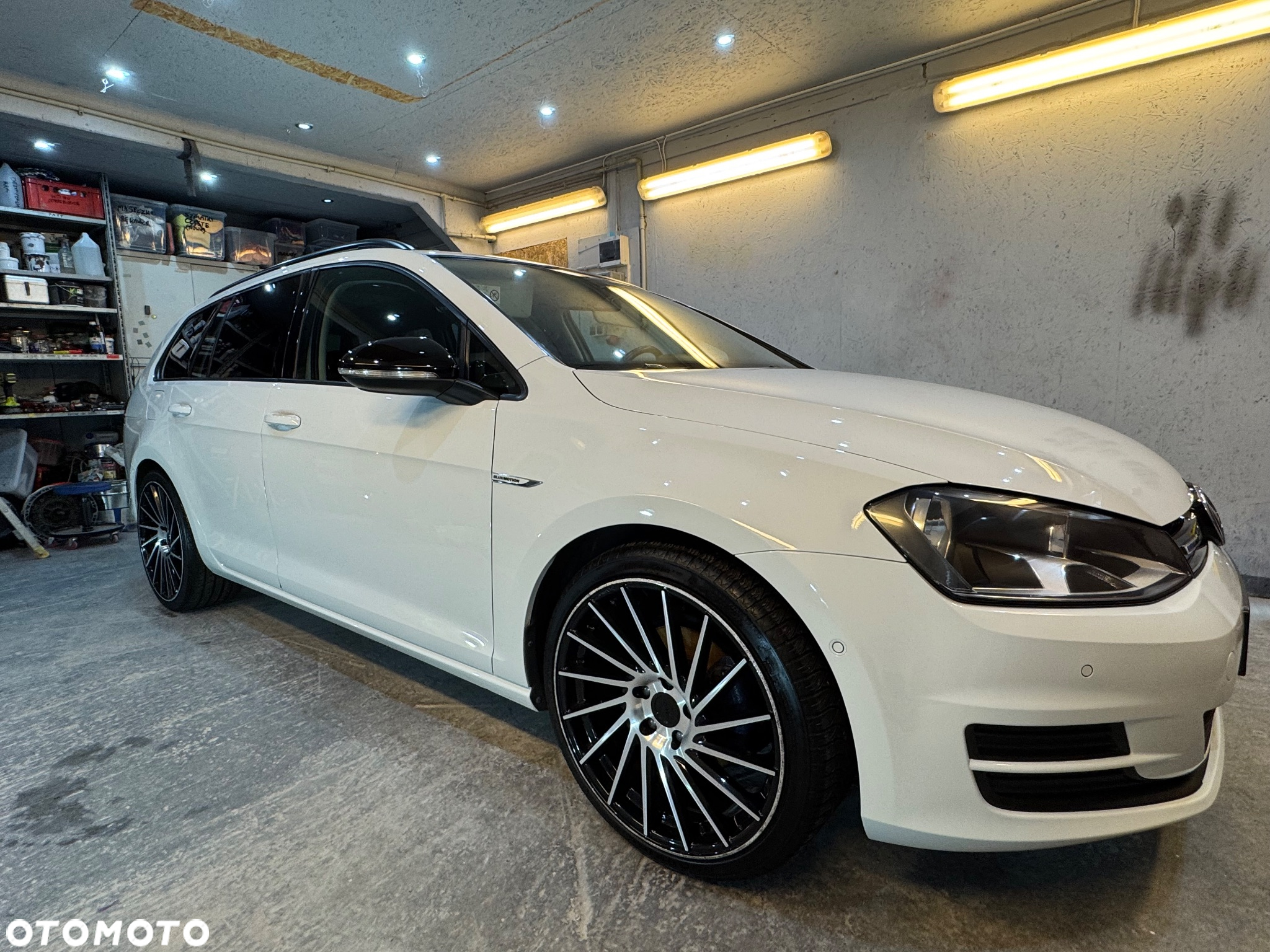 Volkswagen Golf 1.6 BlueTDI Comfortline - 26