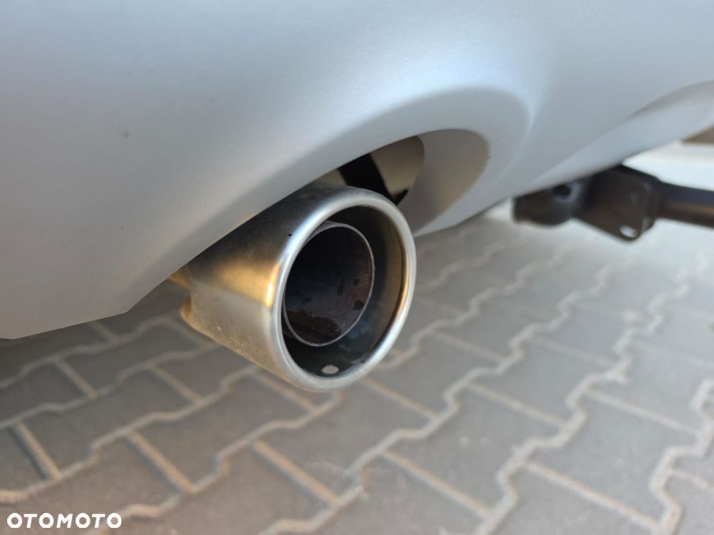 Ford Kuga 2.0 TDCi 4WD Titanium - 26