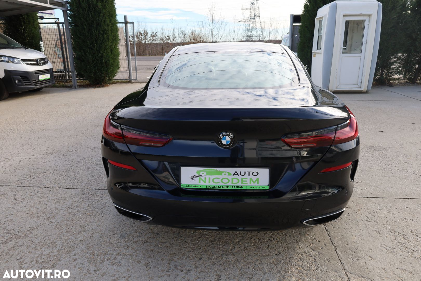 BMW Seria 8 - 5