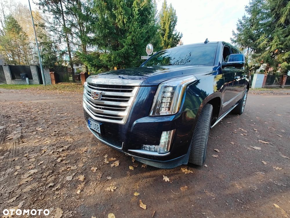 Cadillac Escalade - 6