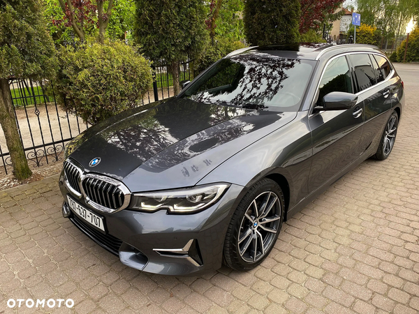 BMW Seria 3 320d Touring Sport Line