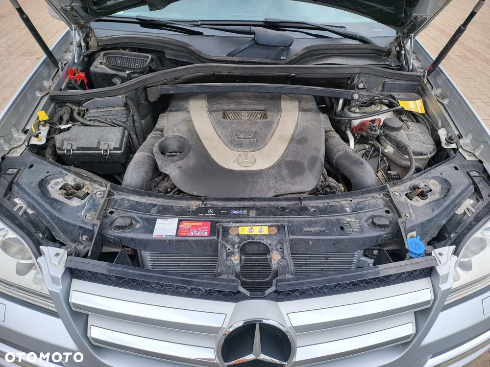 Mercedes-Benz GL 450 - 39