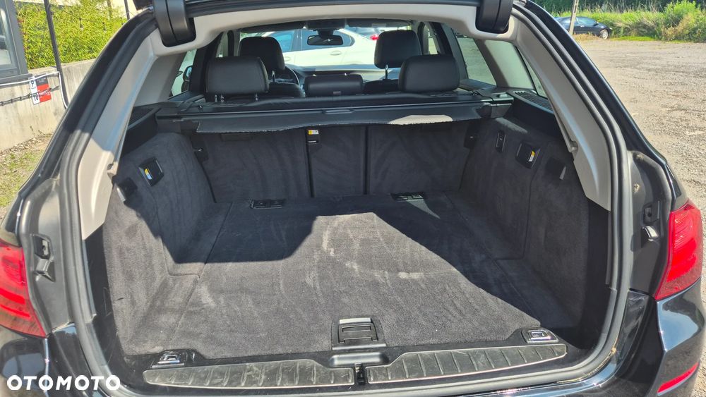 BMW Seria 5 520d xDrive - 8