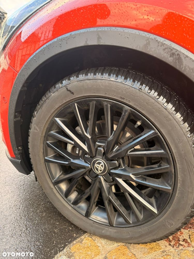 Toyota C-HR - 6