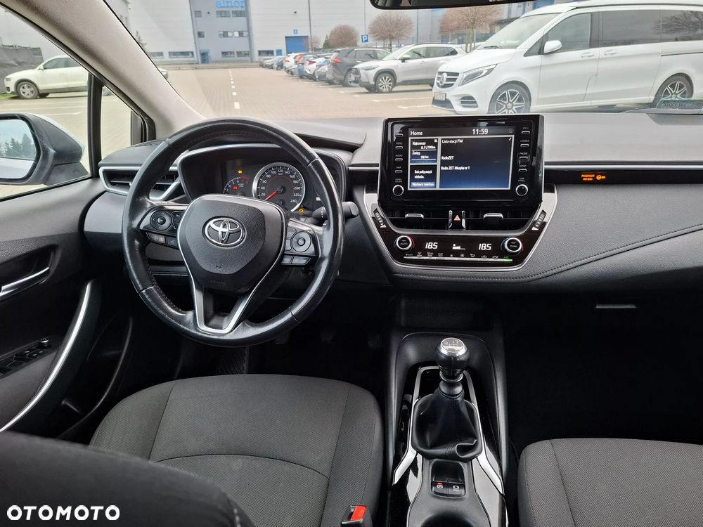 Toyota Corolla 1.6 Comfort - 9