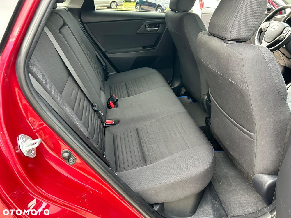 Toyota Auris 1.8 HSD Luna - 21