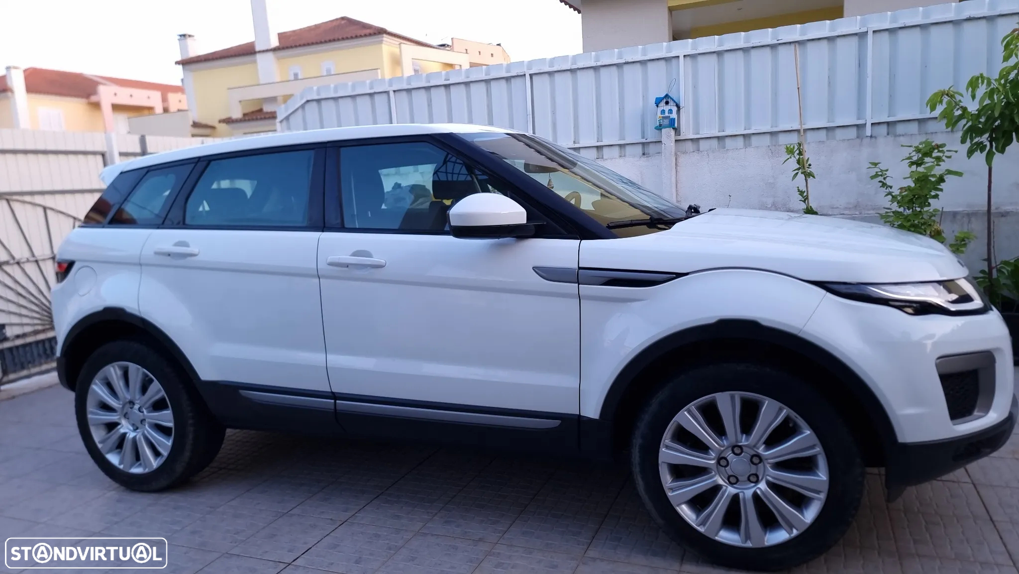 Land Rover Range Rover Evoque 2.0 TD4 Pure - 12